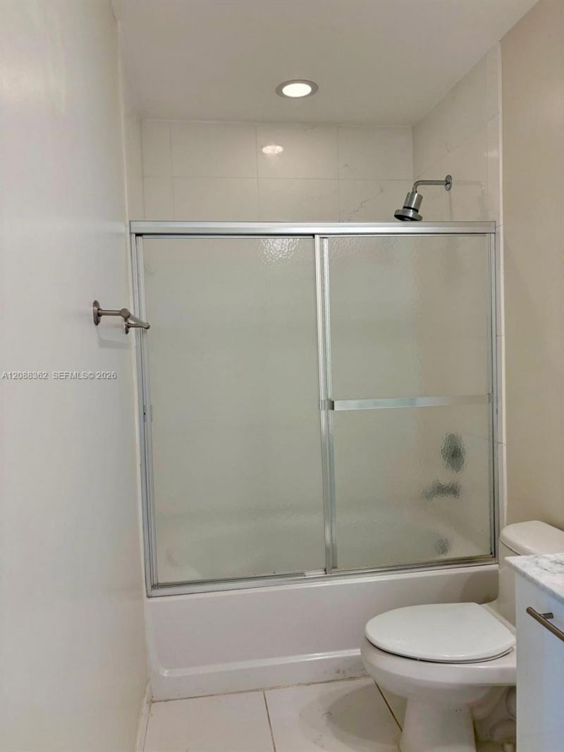 950 Brickell Bay Dr, Unit 4505, Miami, FL 33131 Photo