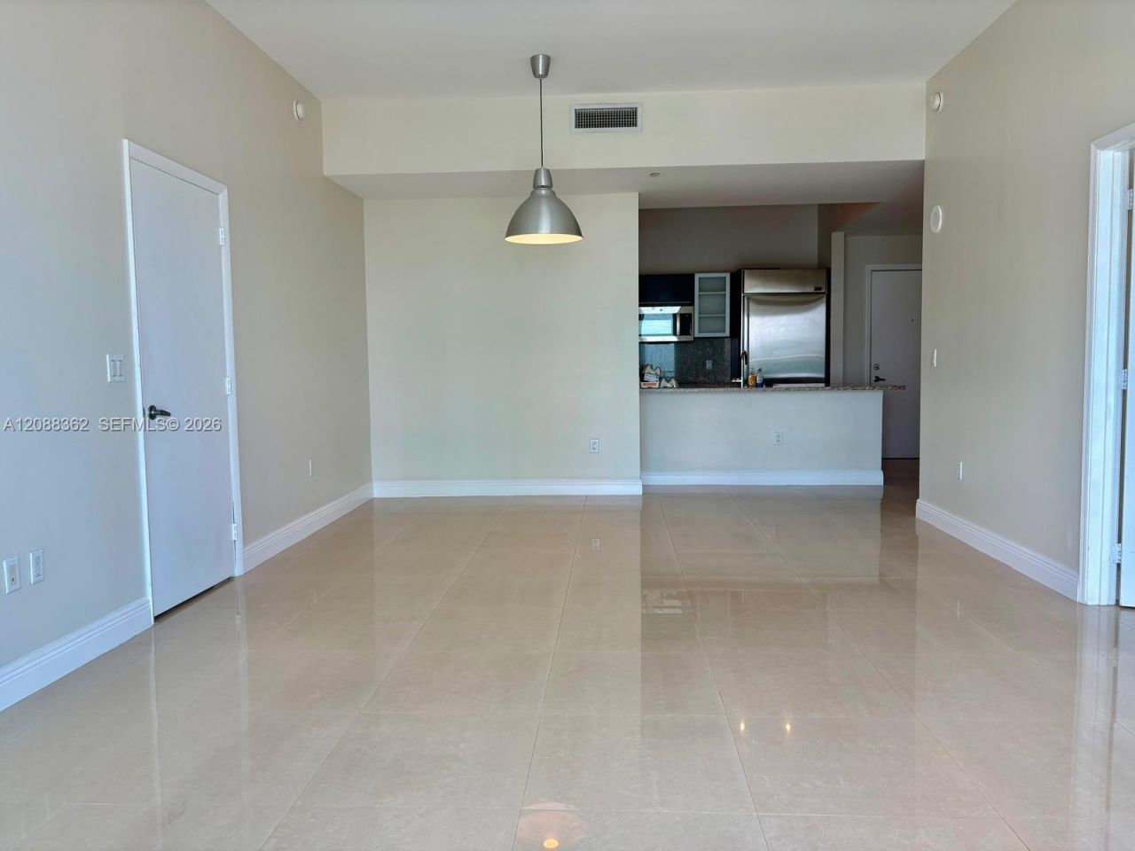 950 Brickell Bay Dr, Unit 4505, Miami, FL 33131 Photo