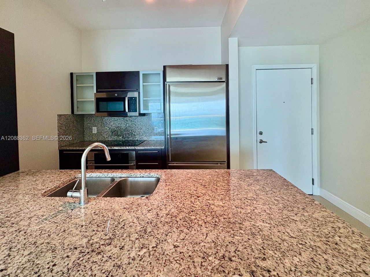 950 Brickell Bay Dr, Unit 4505, Miami, FL 33131 Photo