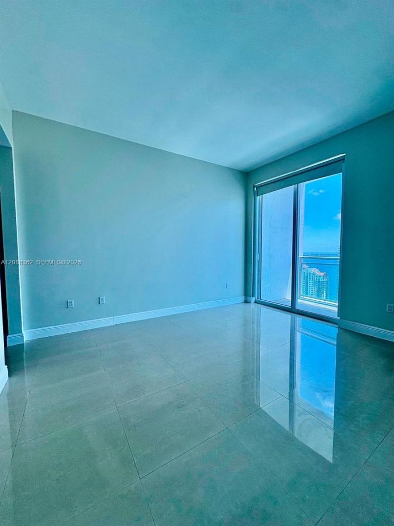 950 Brickell Bay Dr, Unit 4505, Miami, FL 33131 Photo