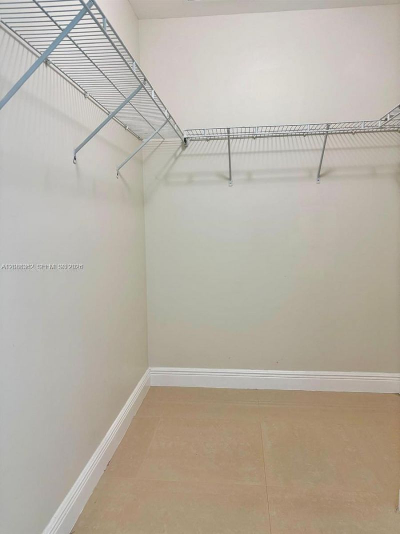 950 Brickell Bay Dr, Unit 4505, Miami, FL 33131 Photo