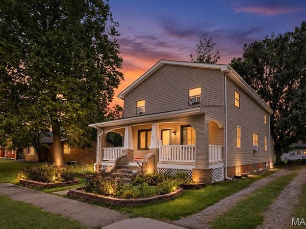 407 E 4th Street, O'Fallon, IL 62269
