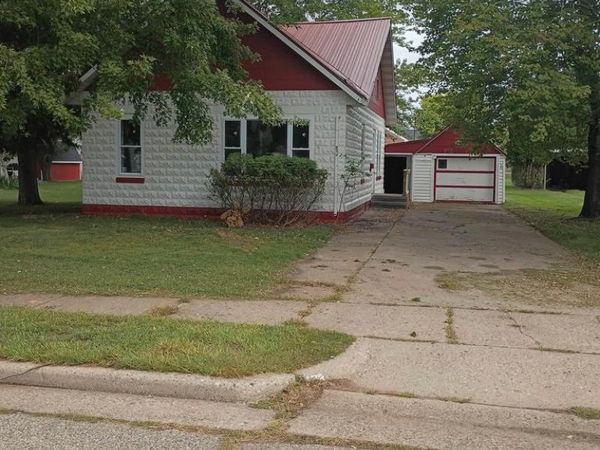 246 WOOD AVENUE, Nekoosa, WI 54457