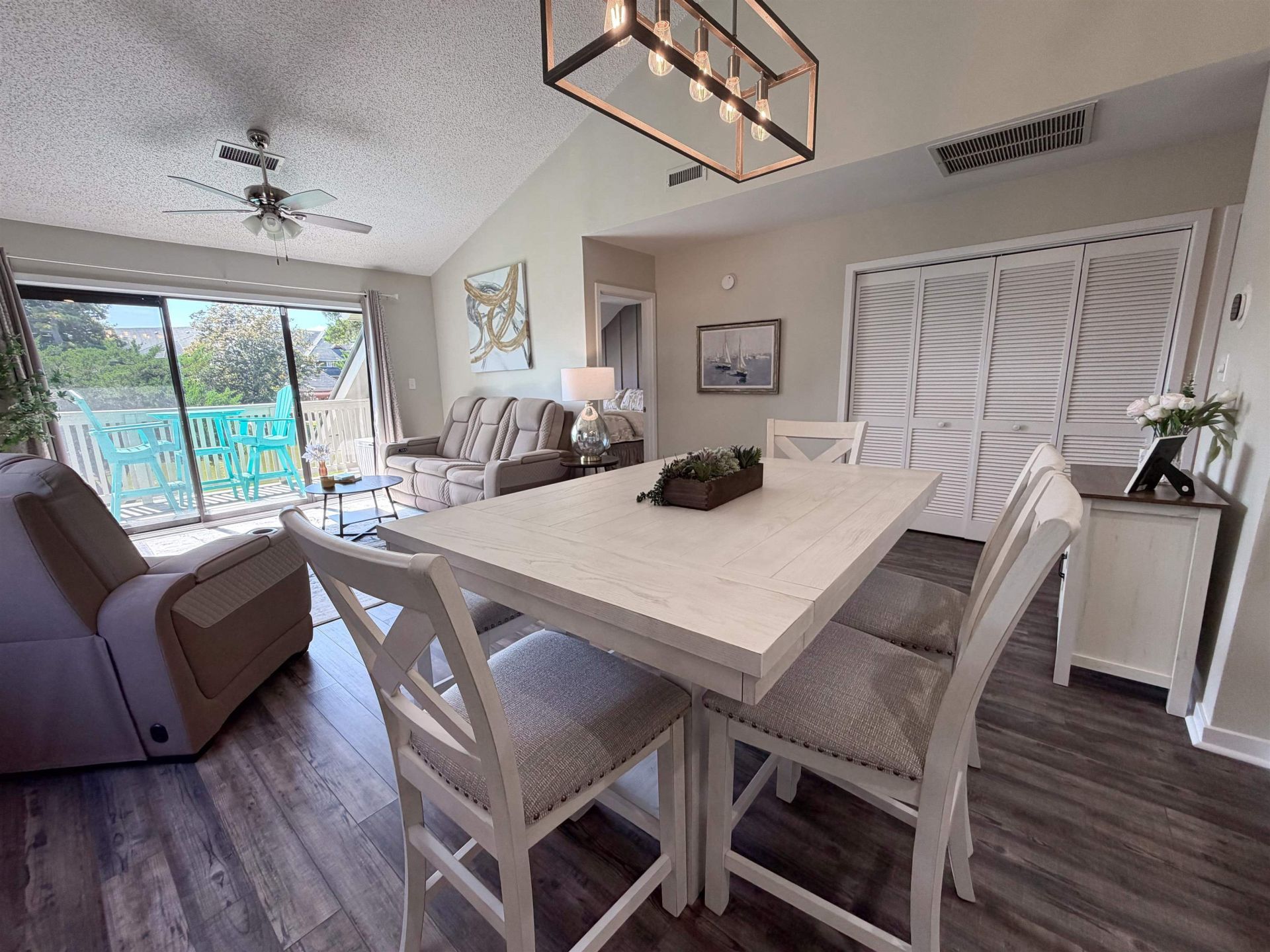 141 Hartland Dr. Photo 17