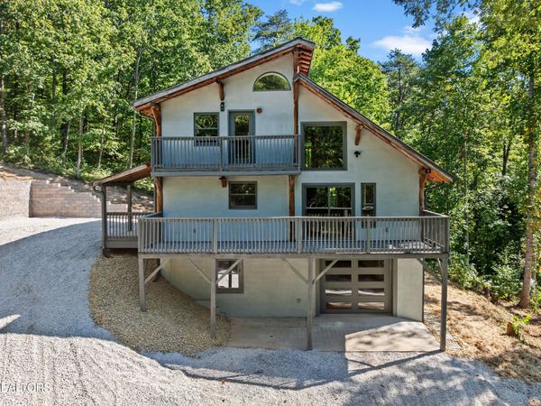 3261 Butterfly Hollow Rd, Maryville, TN 37803