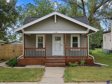 238 B Street, Lincoln, NE 68502