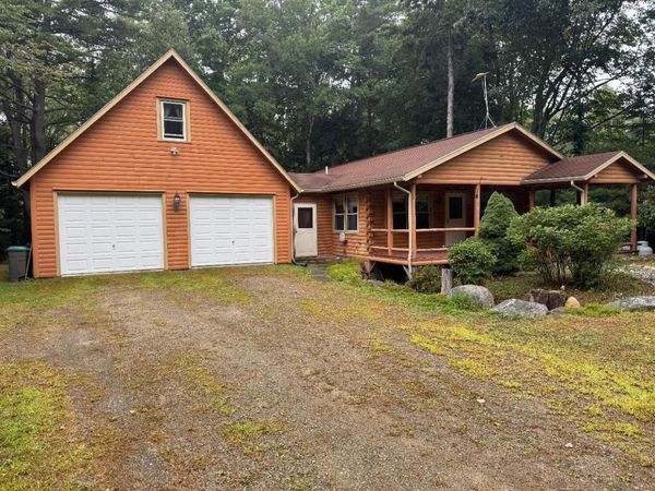 179 Crest Avenue , Boothbay Harbor, ME 04538