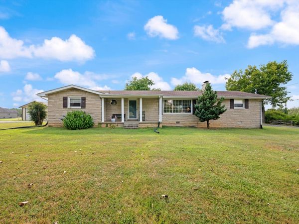 7559 Scottsville Rd, Lafayette, TN 37083