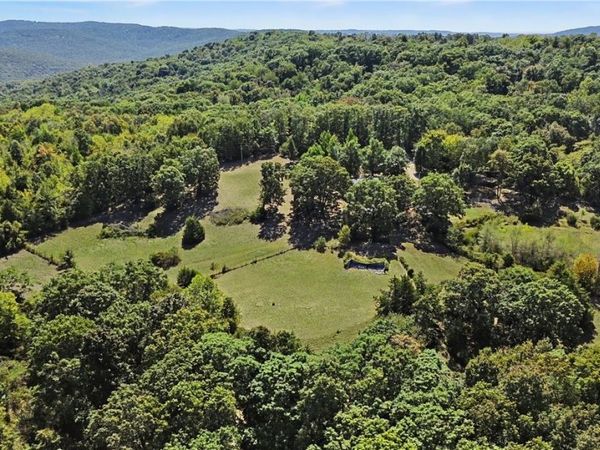 24055 Freedom Road, Chester, AR 72934