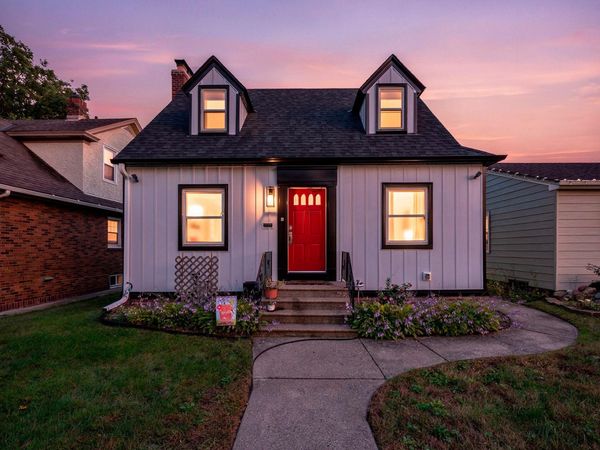 966 Eleanor Avenue, Saint Paul, MN 55102