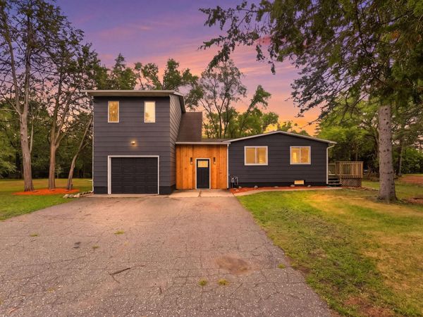 920 Spring Street, Clearwater, MN 55320