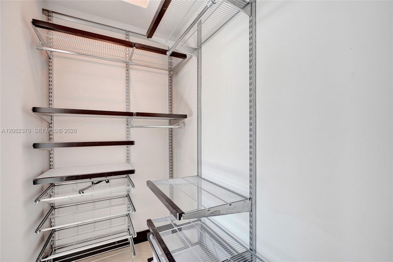 951 Brickell Ave, Unit 1106, Miami, FL 33131 Photo