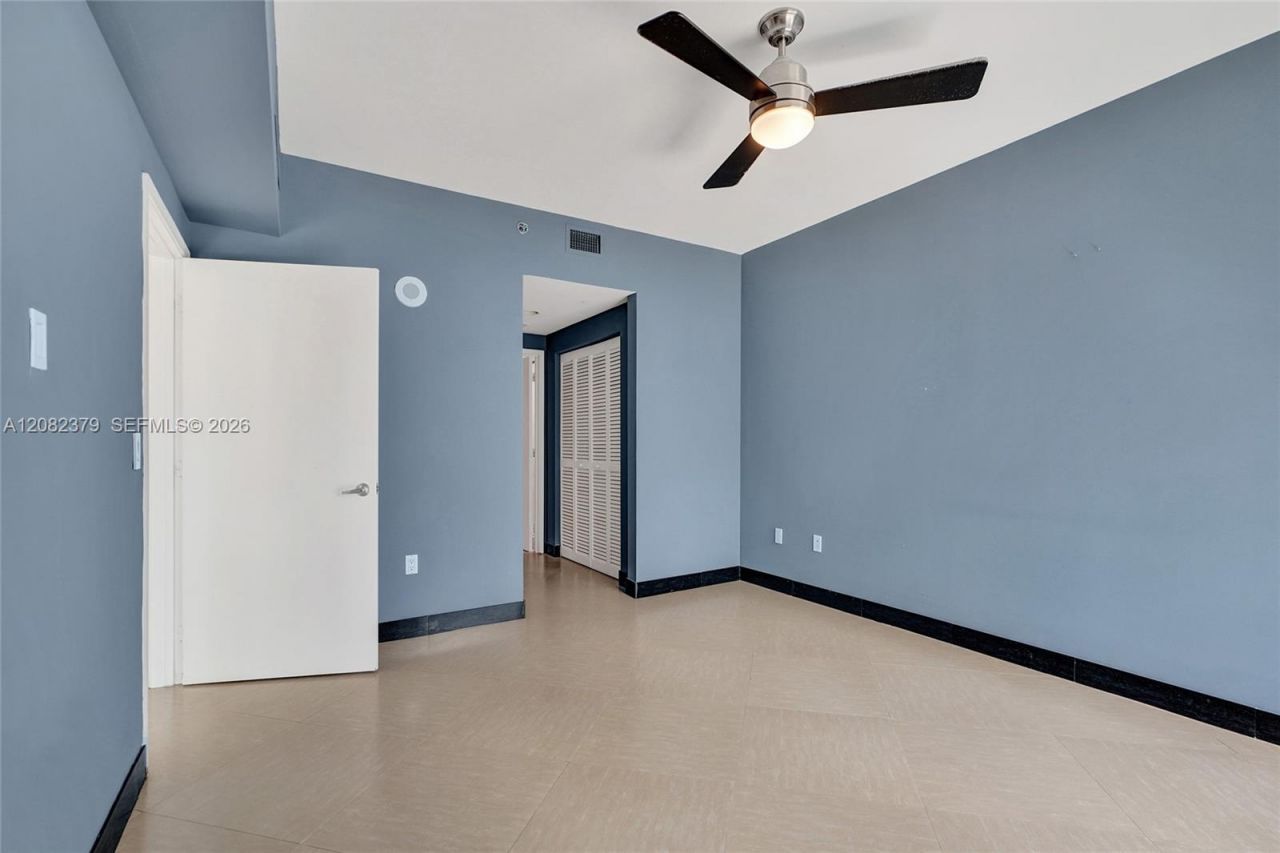 951 Brickell Ave, Unit 1106, Miami, FL 33131 Photo