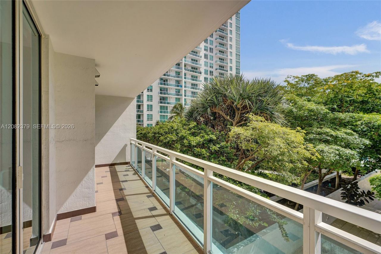 951 Brickell Ave, Unit 1106, Miami, FL 33131 Photo