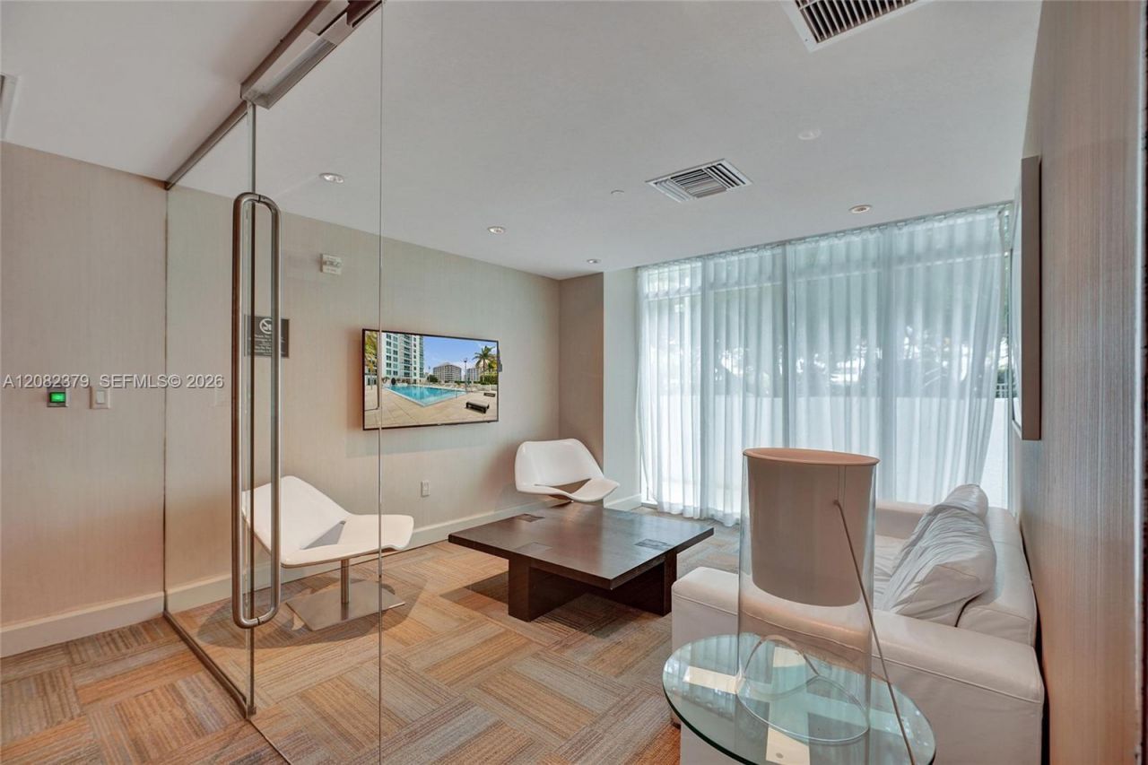 951 Brickell Ave, Unit 1106, Miami, FL 33131 Photo