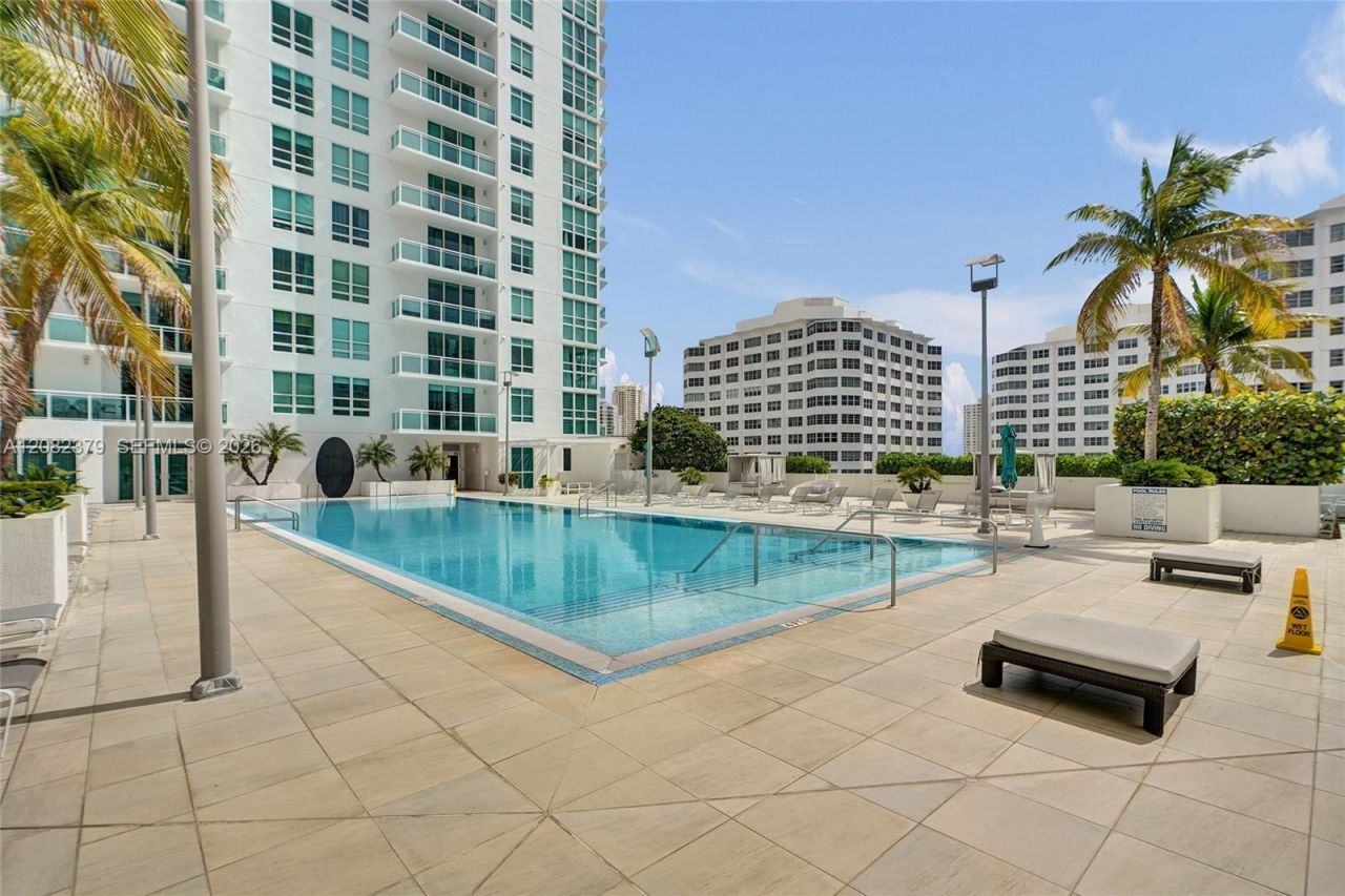 951 Brickell Ave, Unit 1106, Miami, FL 33131 Photo