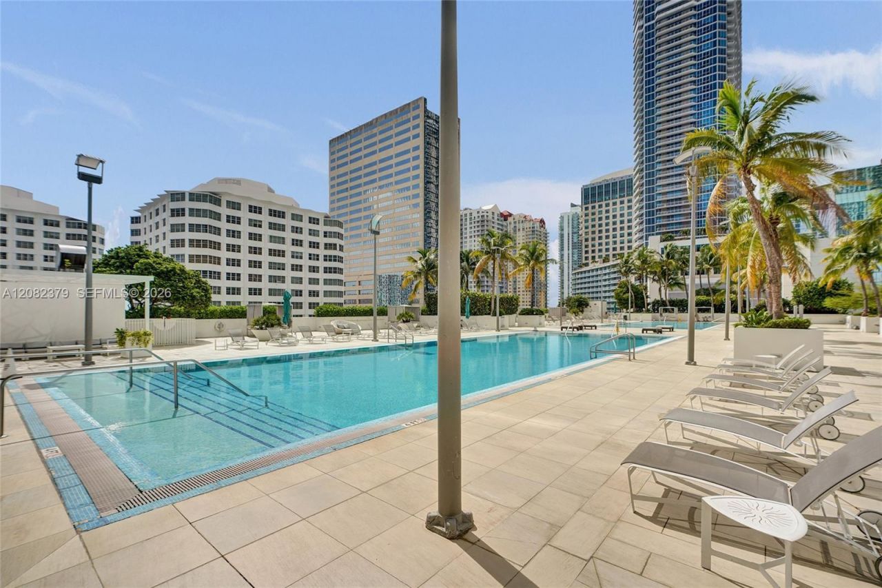 951 Brickell Ave, Unit 1106, Miami, FL 33131 Photo