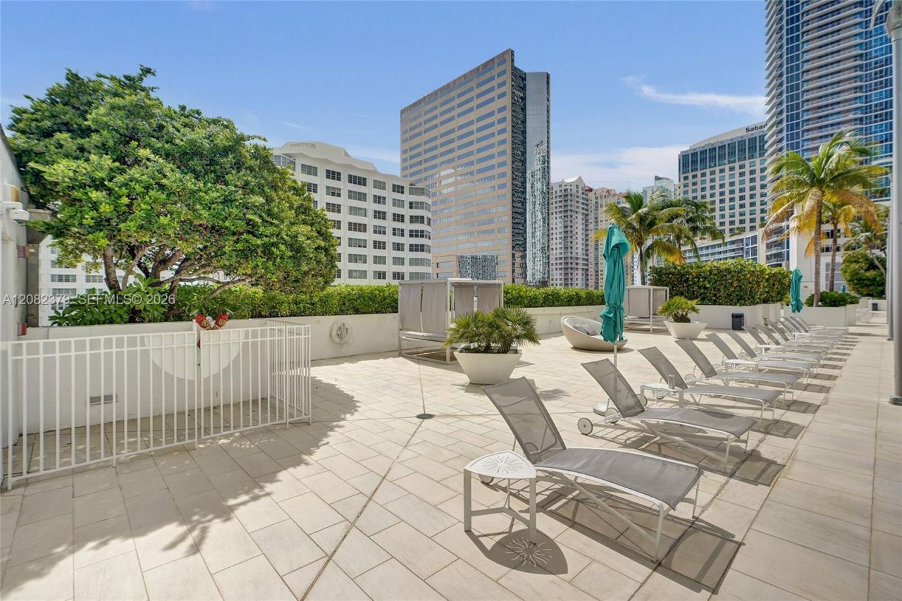 951 Brickell Ave, Unit 1106, Miami, FL 33131 Photo