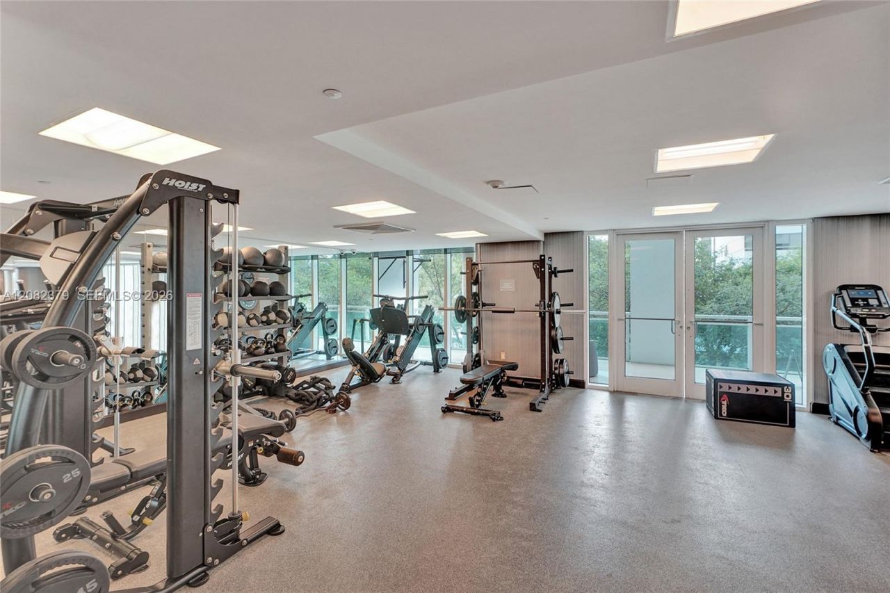 951 Brickell Ave, Unit 1106, Miami, FL 33131 Photo