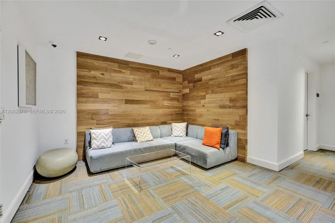 951 Brickell Ave, Unit 1106, Miami, FL 33131 Photo