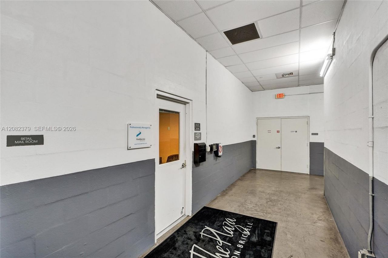 951 Brickell Ave, Unit 1106, Miami, FL 33131 Photo
