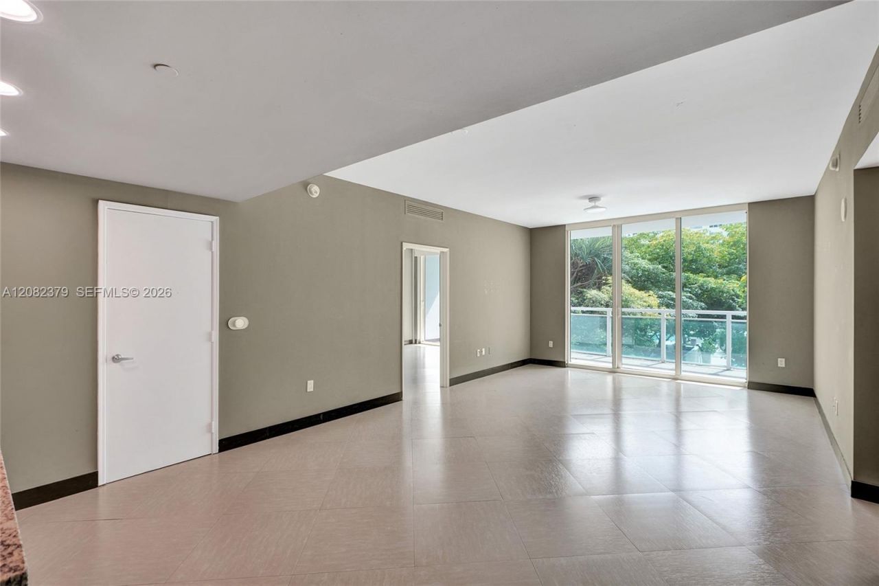 951 Brickell Ave, Unit 1106, Miami, FL 33131 Photo