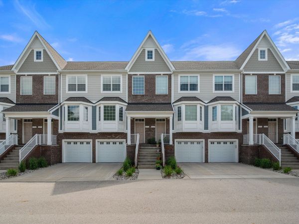 2557 W Towne Street, Ann Arbor, MI 48103