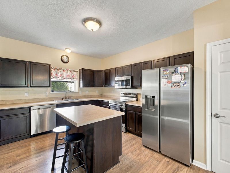 483 Pruden Drive , Pickerington, OH 43147 Photo 13