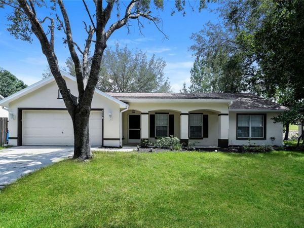 840 HIGH POINTE CIRCLE , MINNEOLA, FL 34715