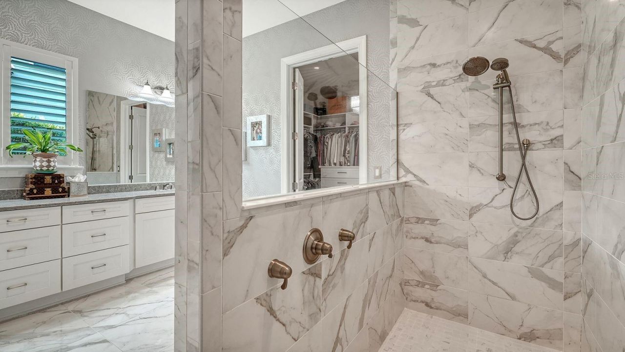 7997 Grande Shores Drive, Lakewood Ranch, FL 34240 Photo