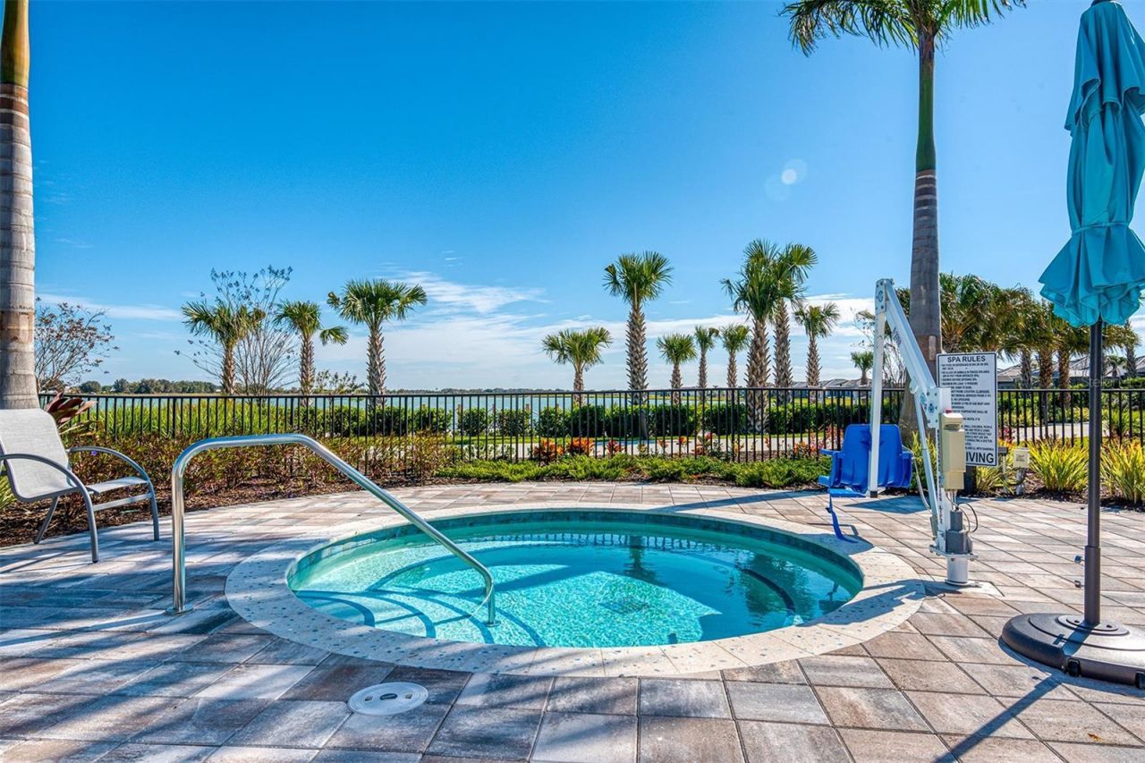 7997 Grande Shores Drive, Lakewood Ranch, FL 34240 Photo