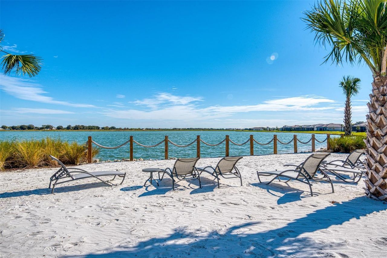 7997 Grande Shores Drive, Lakewood Ranch, FL 34240 Photo