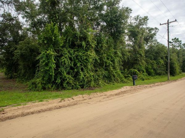 4818 GADARA ROAD , KEYSTONE HEIGHTS, FL 32656