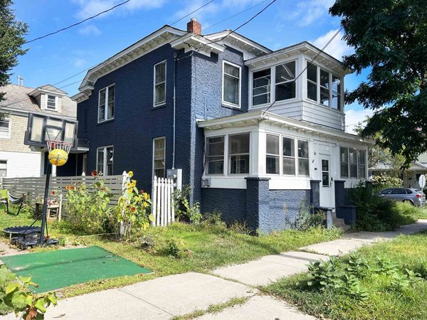 18 Strong Street, Burlington, VT 05401