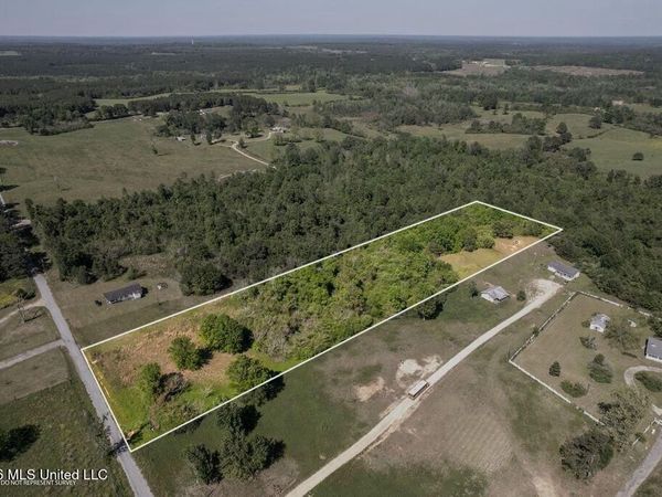Pine View Road, Collins, MS 39428