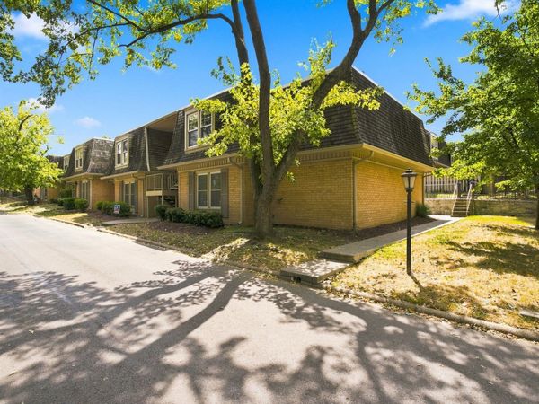 3000 Hillsboro Pike , Unit 136, Nashville, TN 37215
