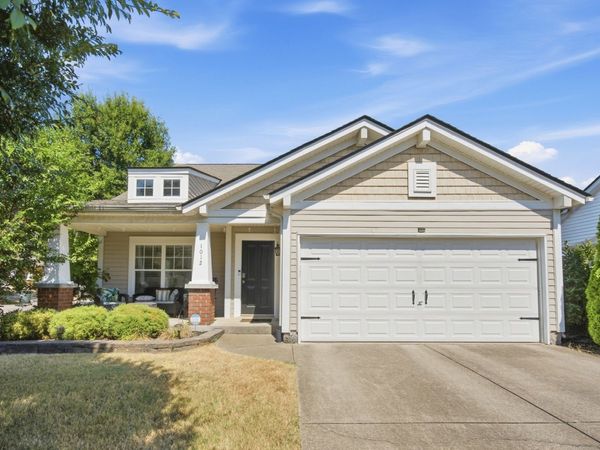 1012 Bradford Park Rd, Mount Juliet, TN 37122