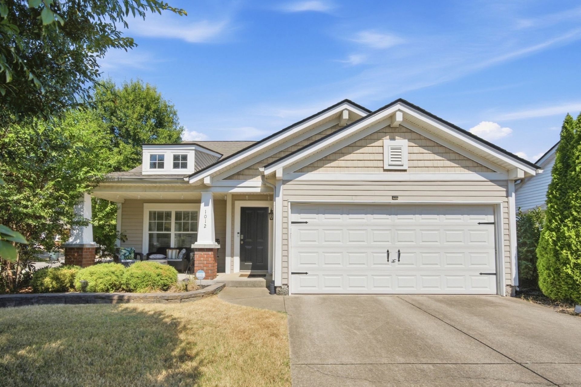 1012 Bradford Park Rd, Mount Juliet, TN 37122 Main Photo