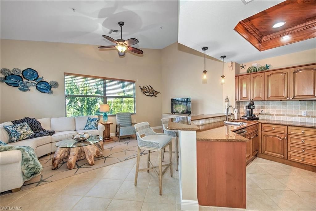 8375 Whisper Trace Ln, Unit 203, Naples, FL 34114 Photo