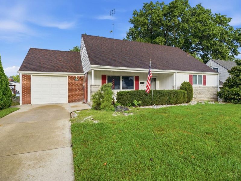 5557 Fairwood Road, Cincinnati, OH 45239 Photo 2