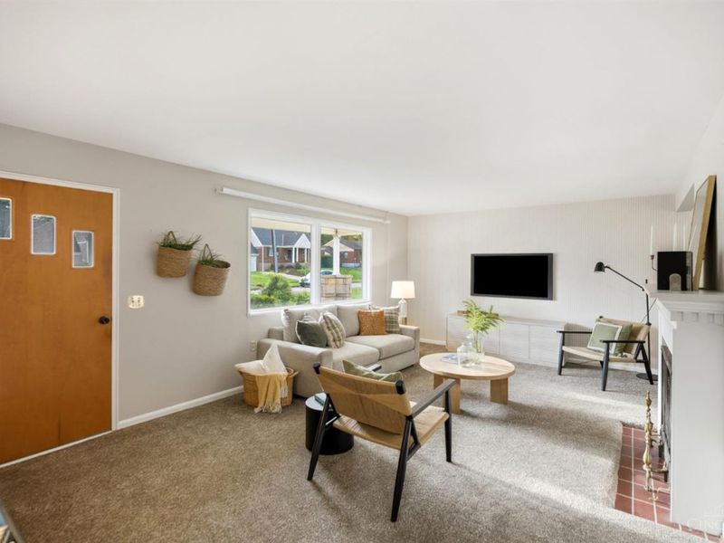 5557 Fairwood Road, Cincinnati, OH 45239 Photo 4