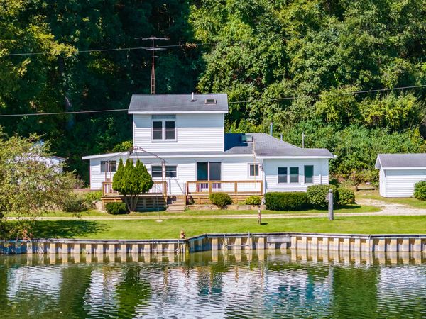 2351 Bristol Lake Road, Dowling, MI 49050