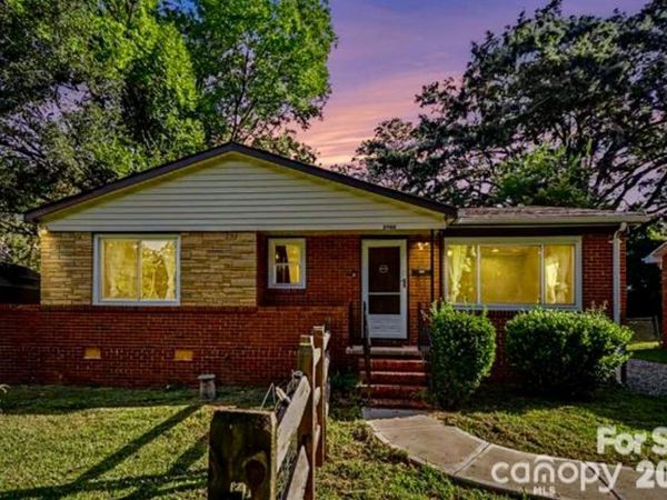 3960 Bristol Drive, Charlotte, NC 28208