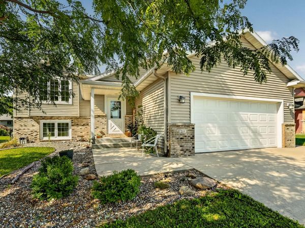 259 Brookestone Drive SE, Rochester, MN 55904