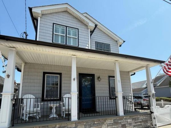 92 Hewlett Avenue, Point Lookout, NY 11569
