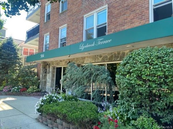 504 Merrick , Unit 4M, Lynbrook, NY 11563