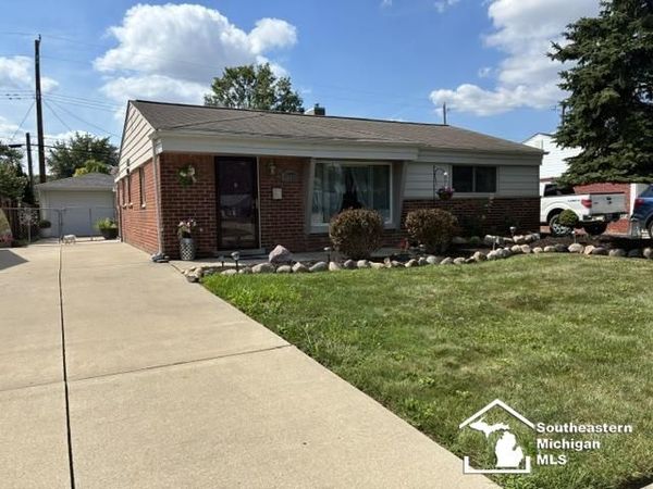 18090 Valade Street, Riverview, MI 00000
