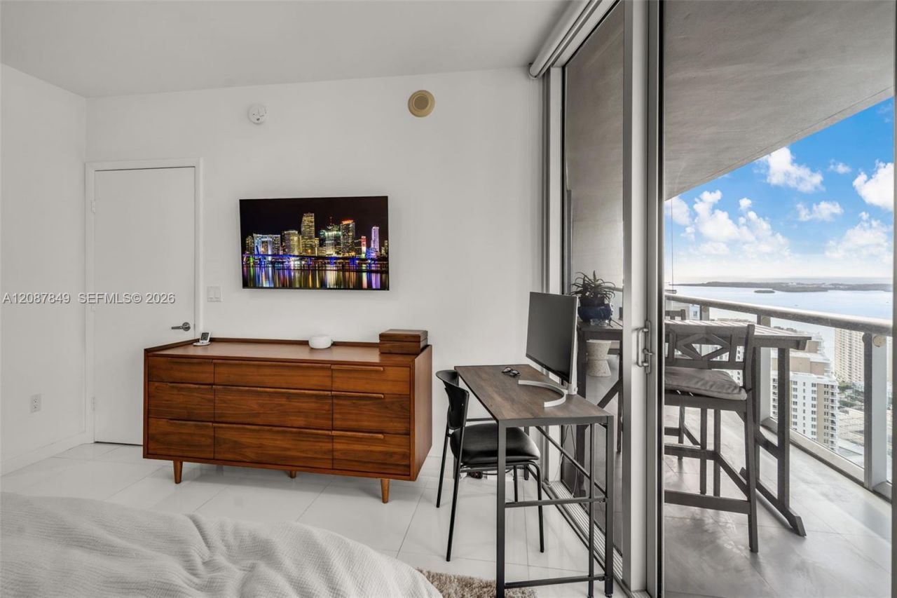 475 Brickell Ave, Unit 3609, Miami, FL 33131 Photo