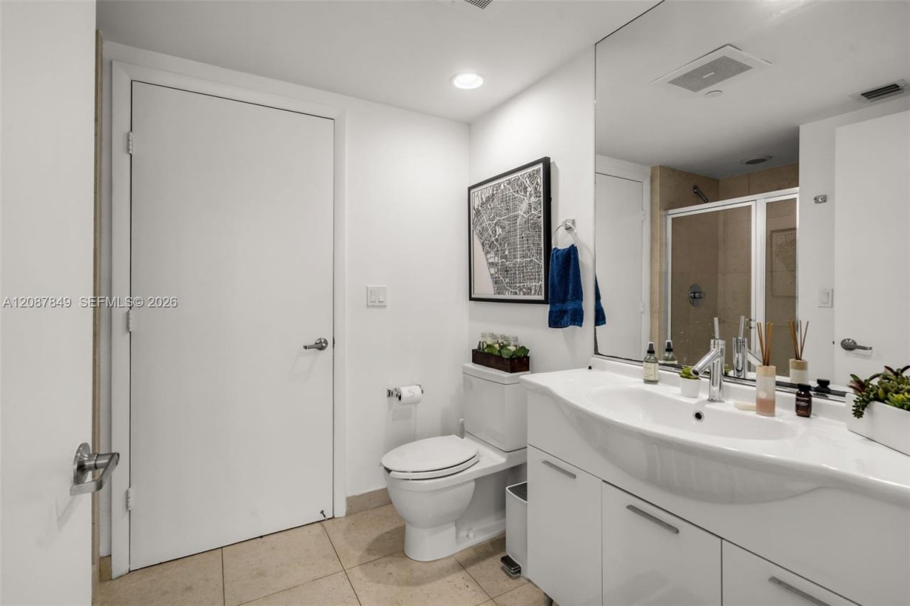 475 Brickell Ave, Unit 3609, Miami, FL 33131 Photo