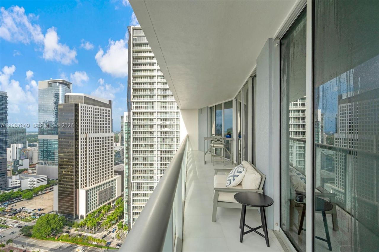 475 Brickell Ave, Unit 3609, Miami, FL 33131 Photo